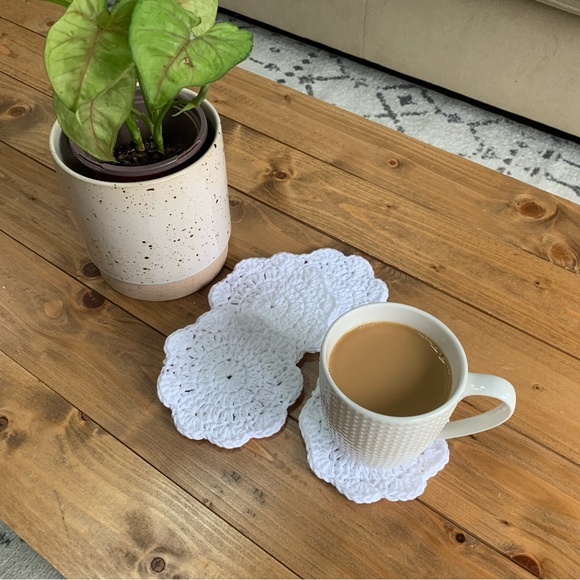 Crochet flower coasters - Picture 2 of 2